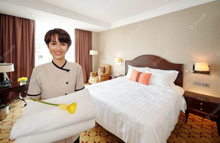Professional Airbnb Cleaning Service in London | Proper Cleaners® Airbnb Cleaning London – Professional Short-Term Rental & End of Tenancy Deep Clean | Proper Cleaners